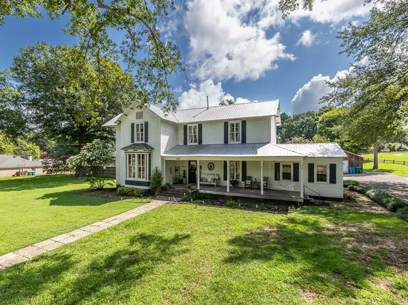 6054 Chester St, Arlington, TN 38002