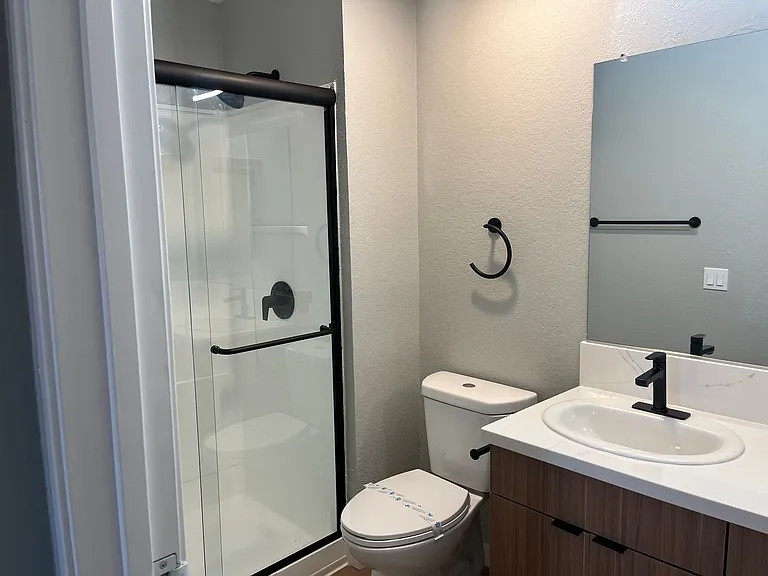 Corona Pointe Resort — Photo 175