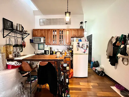 Rented by Nolita Group | media 10