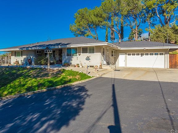 2nd image of 10339 Siesta Dr