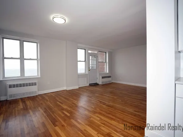 117-12 Ocean Pm image 9 of 40