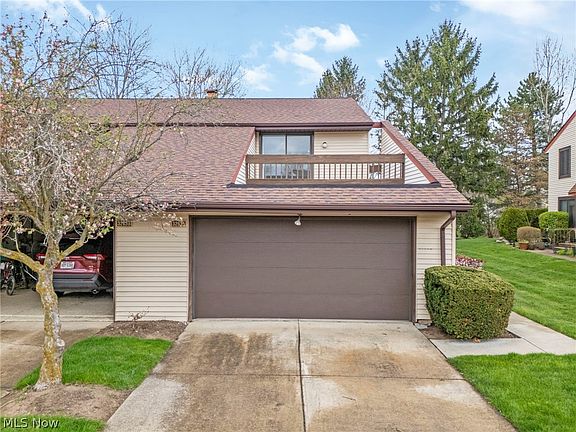 2nd image of 32635 Jefferson Dr #35