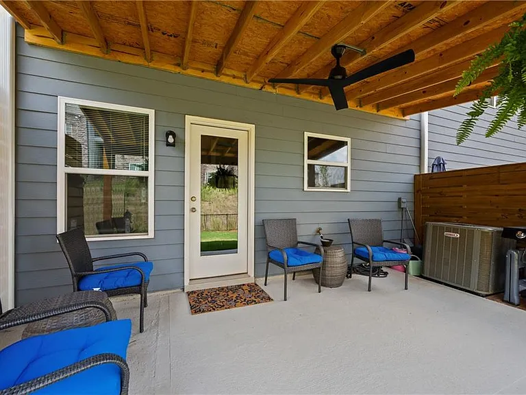 229 Dupont Dr — Photo 23