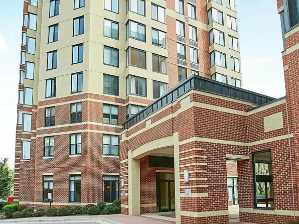 2220 N Fairfax Dr #105, Arlington, VA 22201