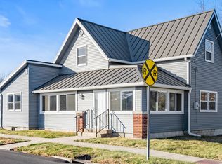 328 W 3rd St, Portland, IN 47371