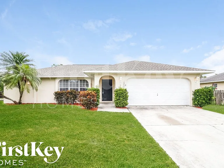 18421 Columbine Rd — Photo 1