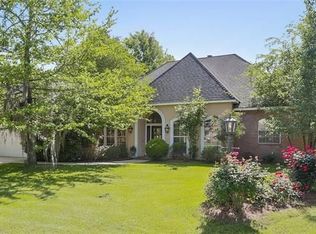 1380 Ridge Way Dr, Mandeville, LA 70471