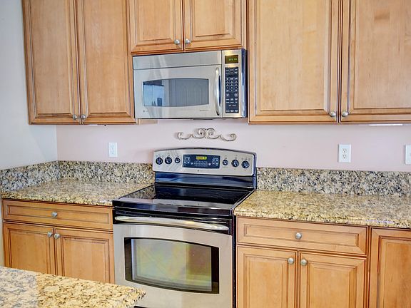 5th image of 1389 SW Bayshore Boulevard