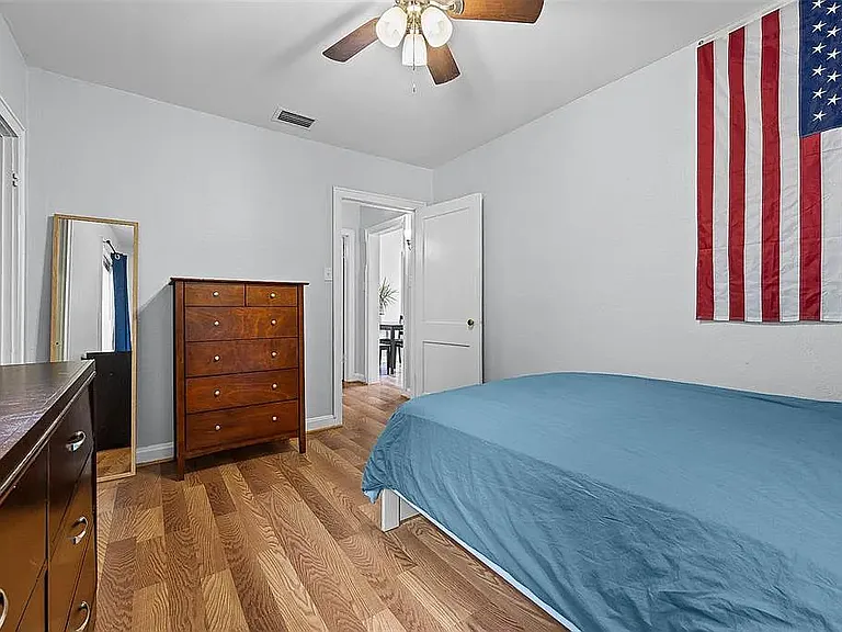 1117 NW 44th Ave #1 — Photo 11