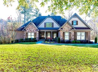 1018 Highgrove Dr, Monroe, GA 30655