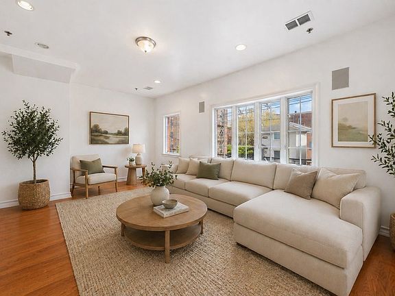 2nd image of 239 Baldwin Ave #2