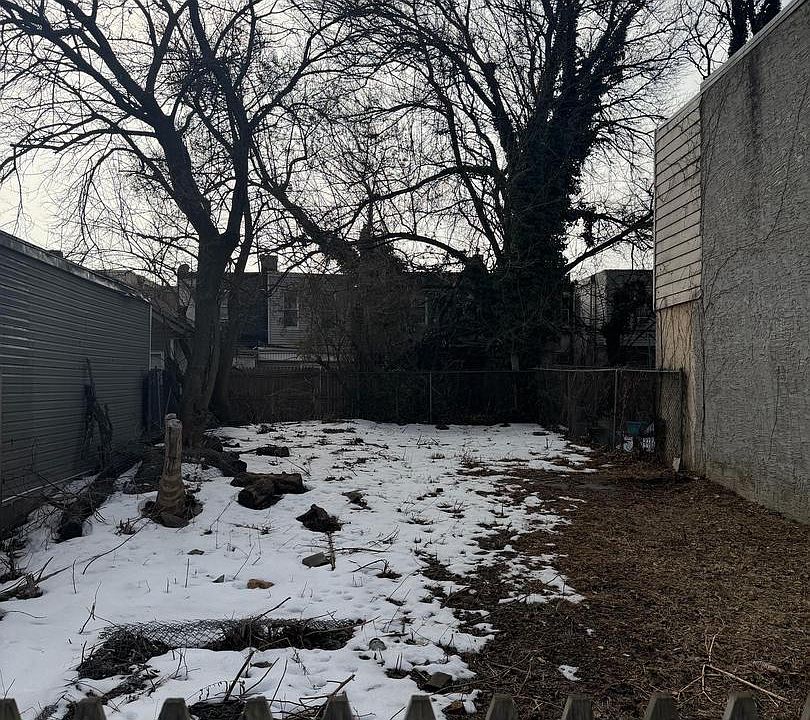 1st image of 2130 E William St