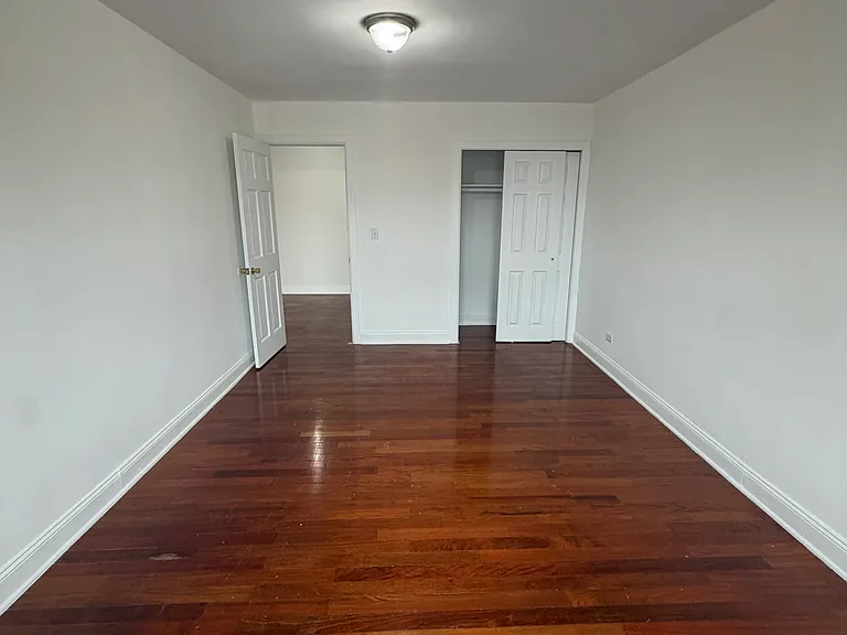 2112 Starling Ave #1K — Photo 5