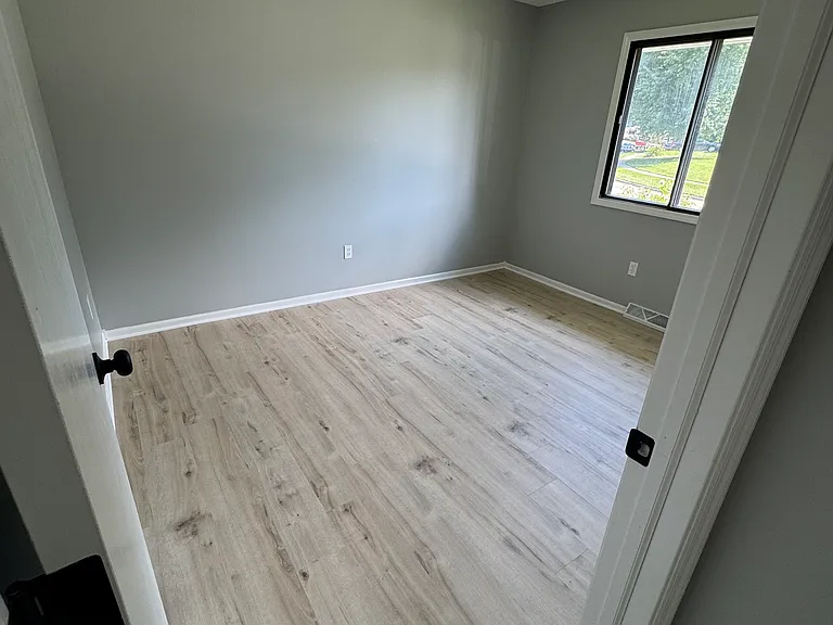 2250 Sunrise Dr — Photo 9