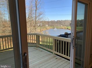 3384 Governors Crest Ct, Alexandria, VA 22310