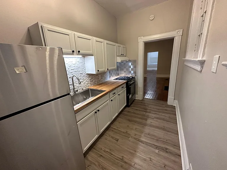 2023 Greenup St #1 — Photo 16