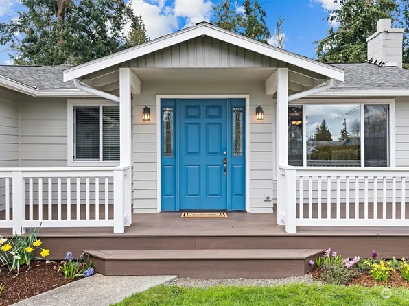21610 52nd Avenue W, Mountlake Terrace, WA 98043