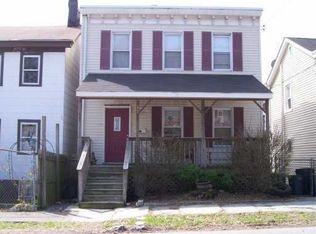 37 Carter St, Newburgh, NY 12550