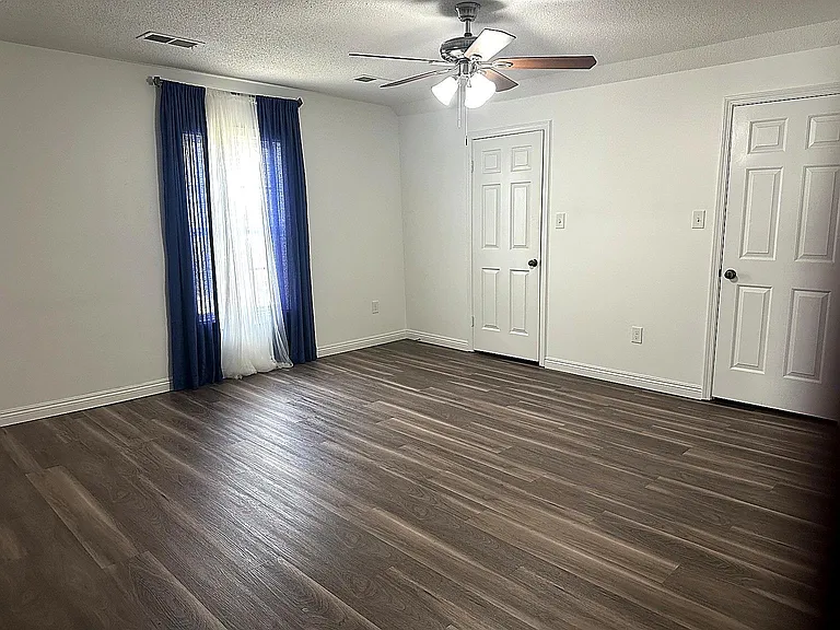 6736 Kirby Trace Cv — Photo 13