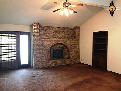 5th image of 1609 Cordoba Ln