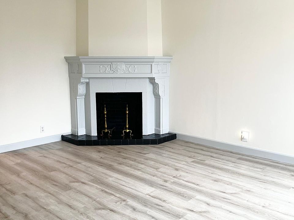1st image of 729 Lakeview Ave