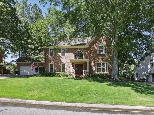 46 Chimney Sweep Ln, Little Rock, AR 72212