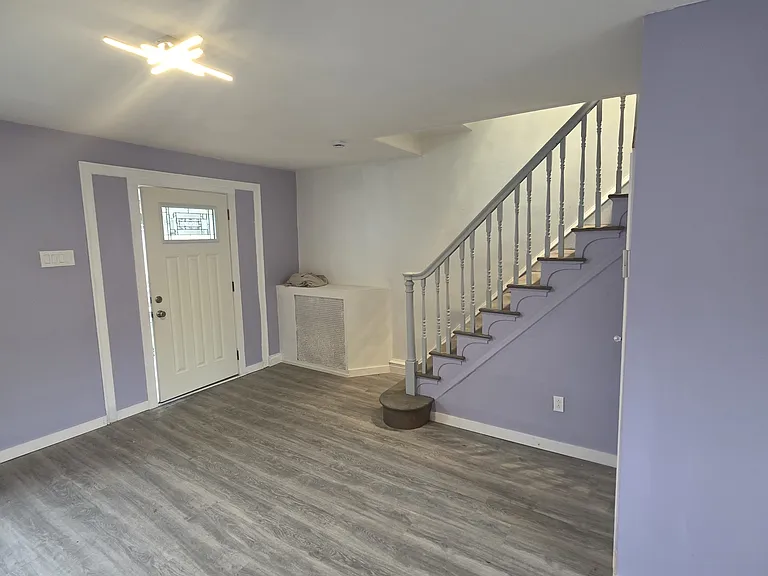 4125 Maywood St — Photo 3