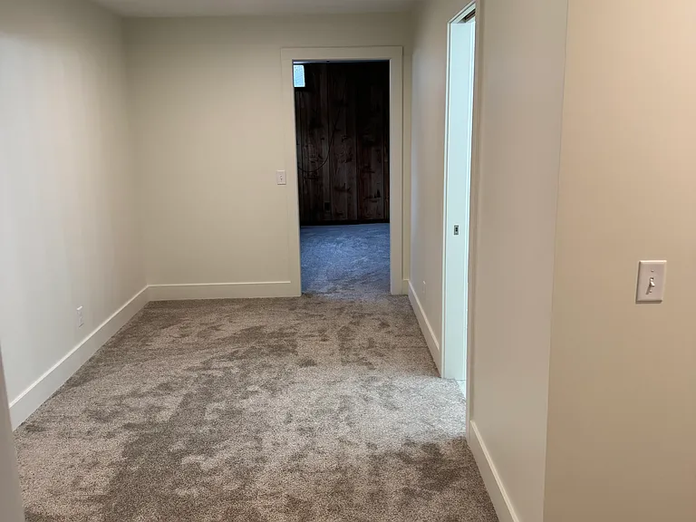 4425 Thirteen Mile Rd NE — Photo 17