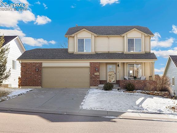 2nd image of 785 Mesa Creek Dr