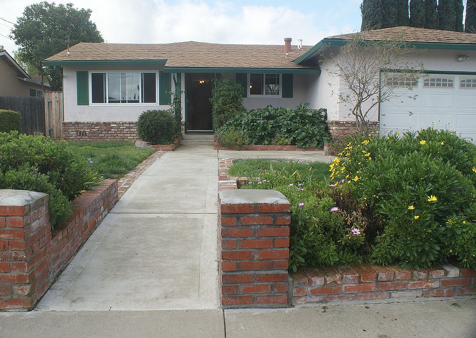 1st image of 712 Ventura Dr