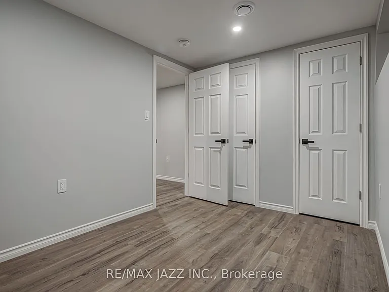 1189 Cartier Blvd #A — Photo 19