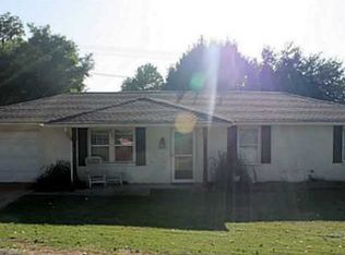 211 N Cedar St, Luther, OK 73054