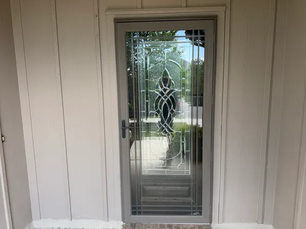 132 Salt Fork Dr, Liberty Hill, TX 78642