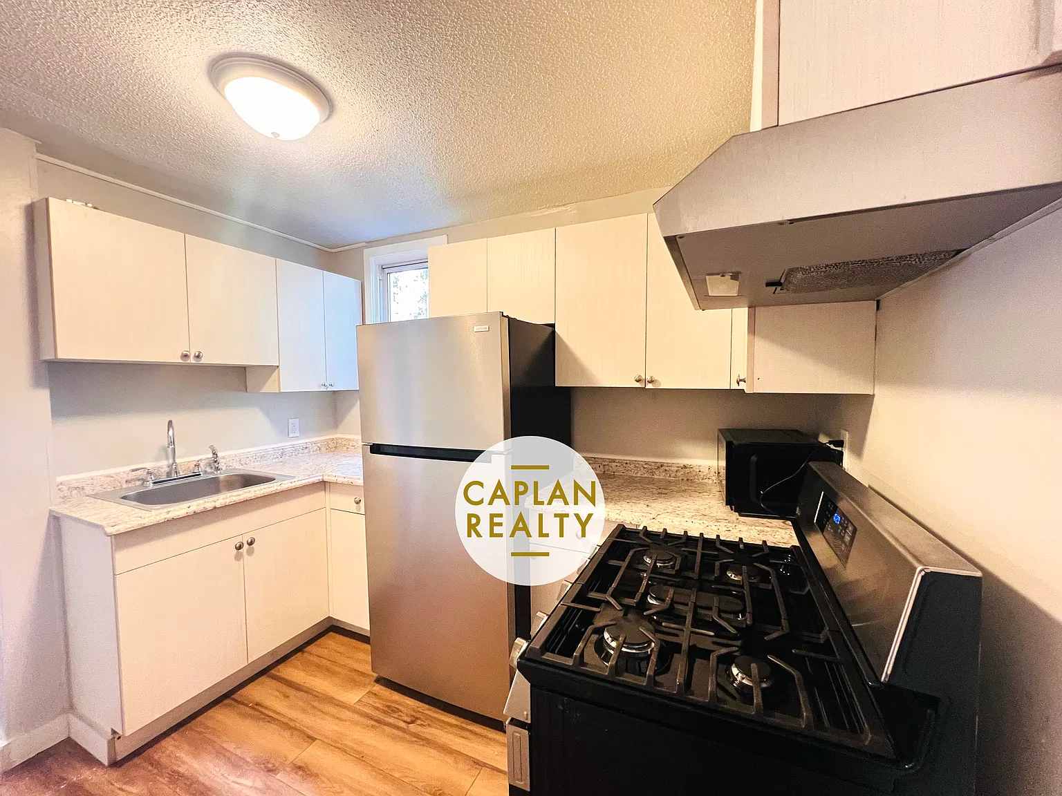 2 bed, $1,650 — Photo 4