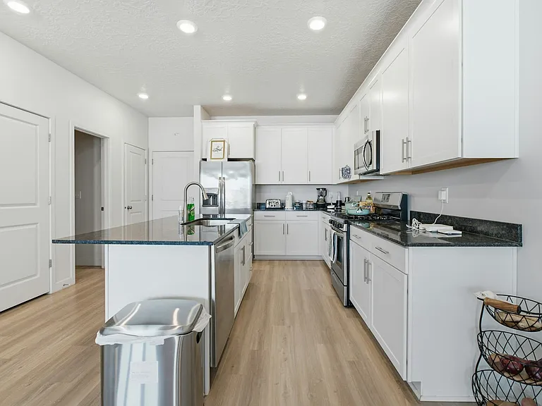 7403 Olivine River Ln #A — Photo 8