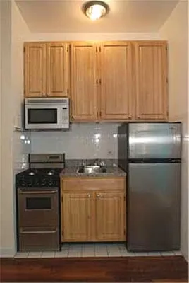 Rented by Buchbinder & Warren | media 25