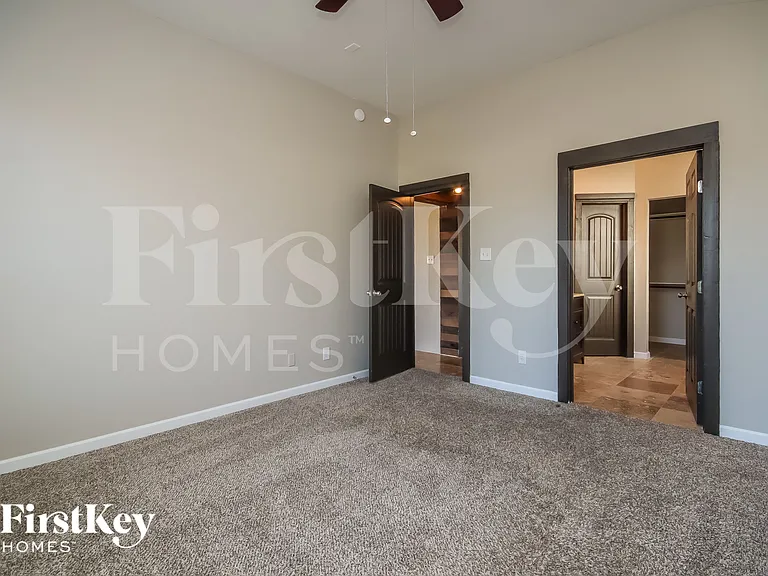 8306 White Willow Ln — Photo 11