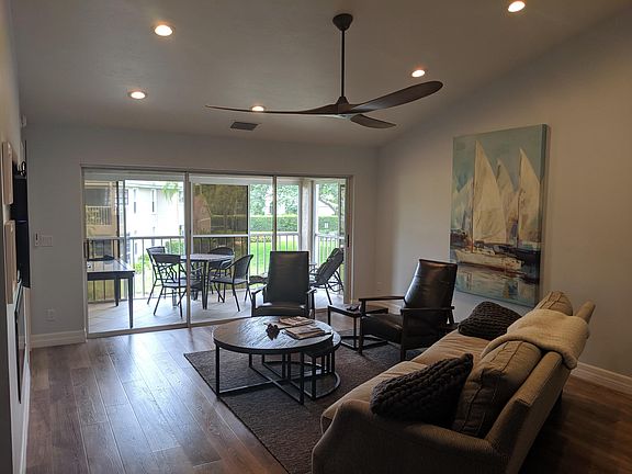 4th image of 9832 Luna Cir APT 203