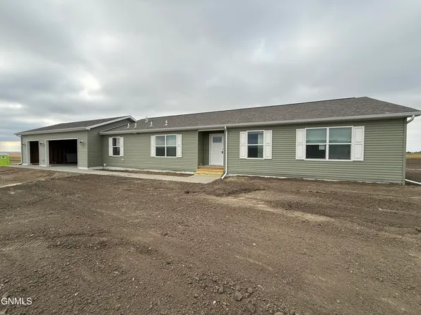 13068 Sandy St, Arnegard, ND 58835