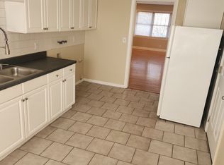 2216 Gerald Ct APT 4, Louisville, KY 40218