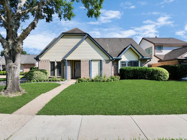 315 Muirwood Ln