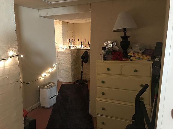 102 Wood Street Unit 1 Hallway
