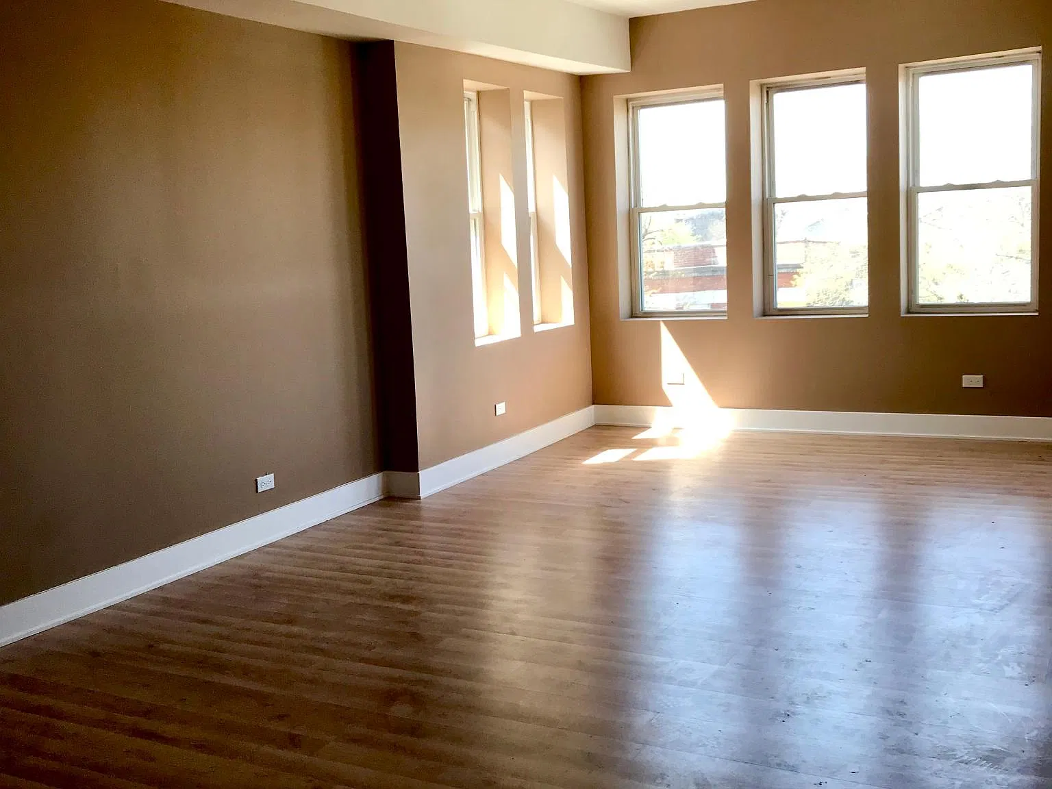 1251 S Kildare Ave — Photo 2