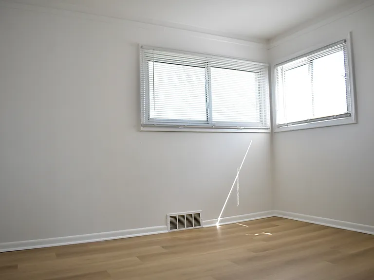 7019 Cardwell St — Photo 10