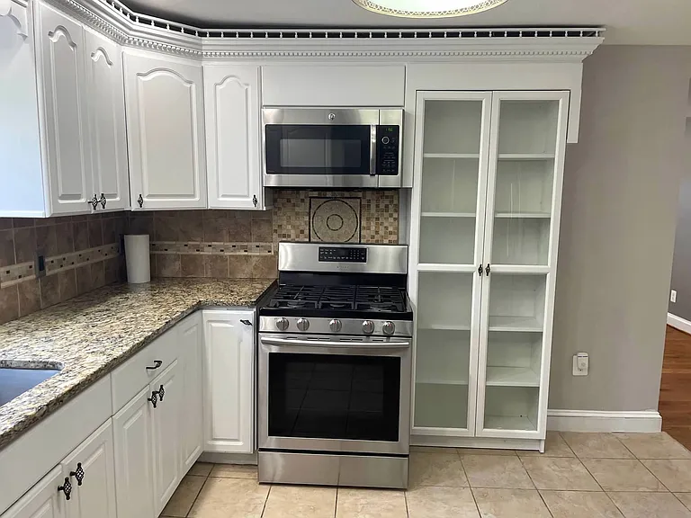 4822 Wilson Blvd — Photo 2