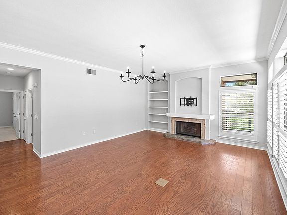 5th image of 300 San Gabriel Village Blvd APT 410