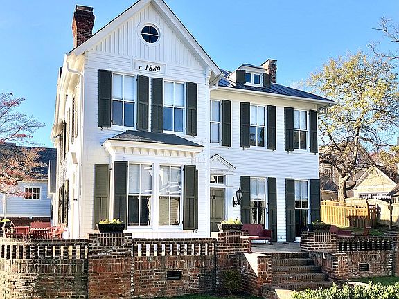 4th image of 3102 Bute Ln