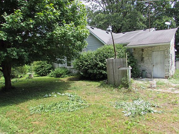2nd image of 2084 W County Road 250 N