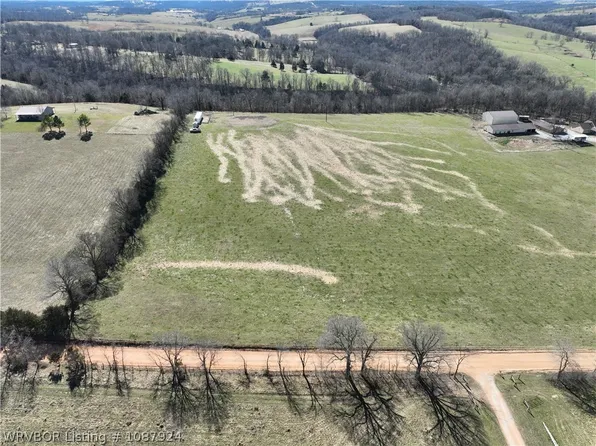 Madison 8520 St, Huntsville, AR 72740