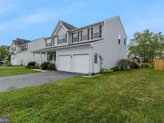5th image of 137 Meadow Croft Dr